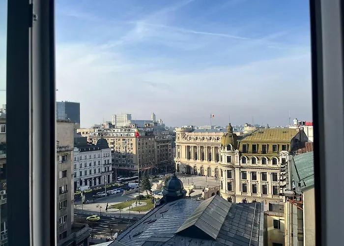 Panoramic View - Old Town & Center *